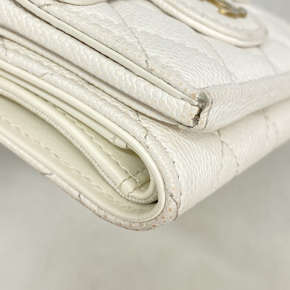 CHANEL White Caviar Leather Wallet - Picture 5 of 8
